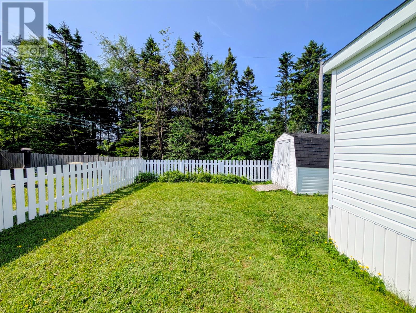 31 Curtiss Avenue - Image 25