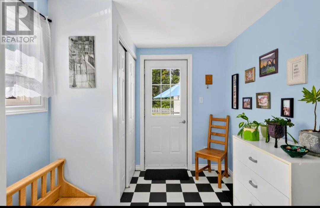 31 Curtiss Avenue - Image 6