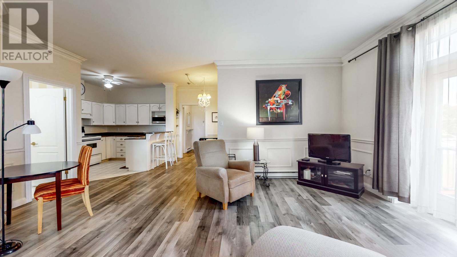#404 22 Flavin Street - 14