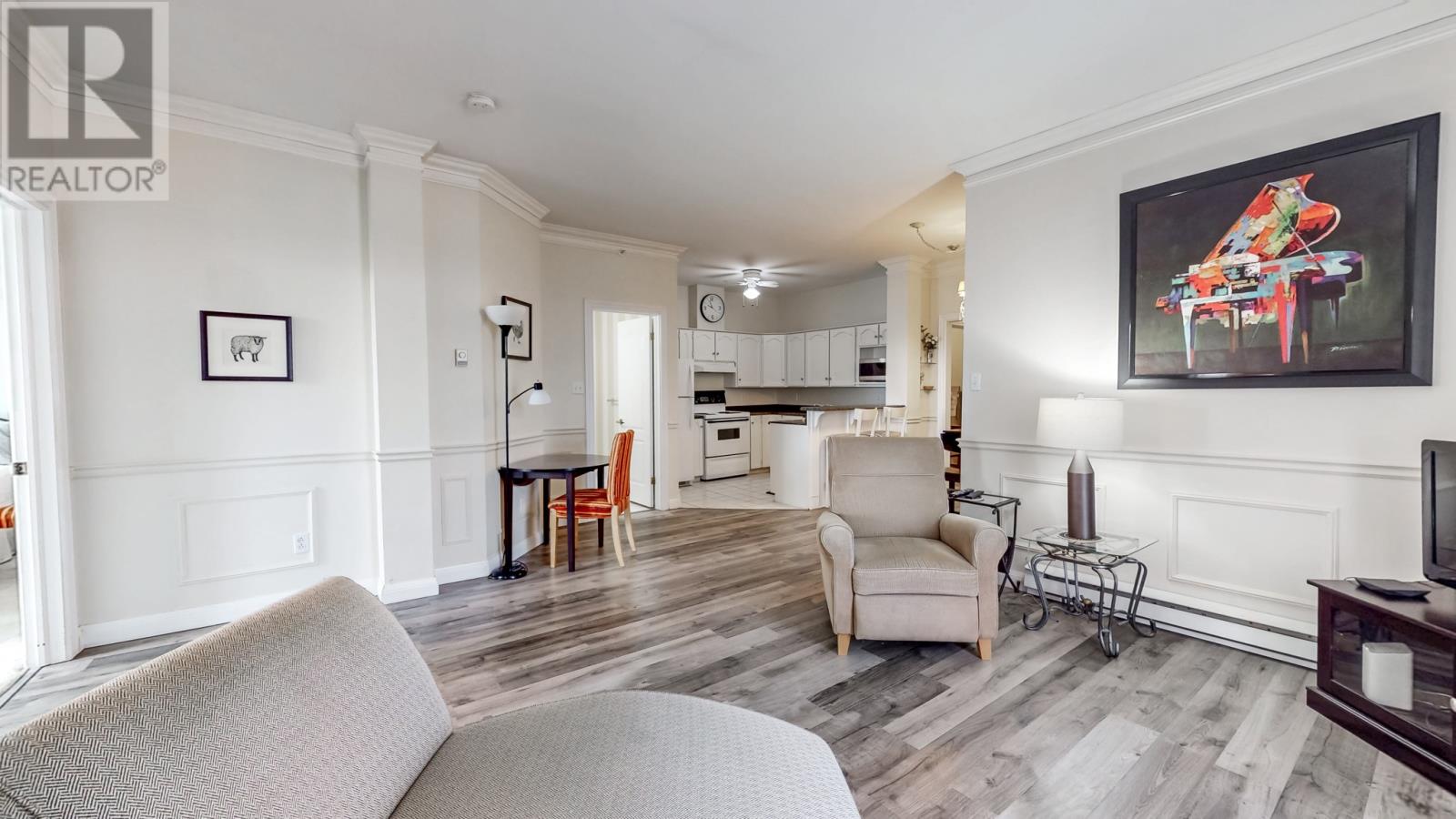 #404 22 Flavin Street - 15
