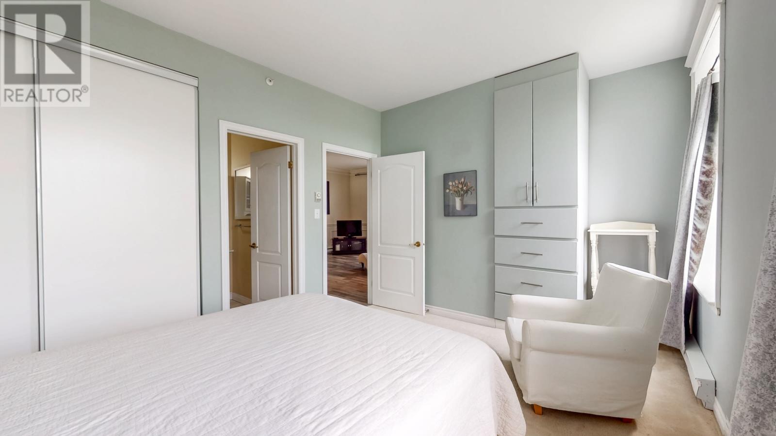 #404 22 Flavin Street - 19