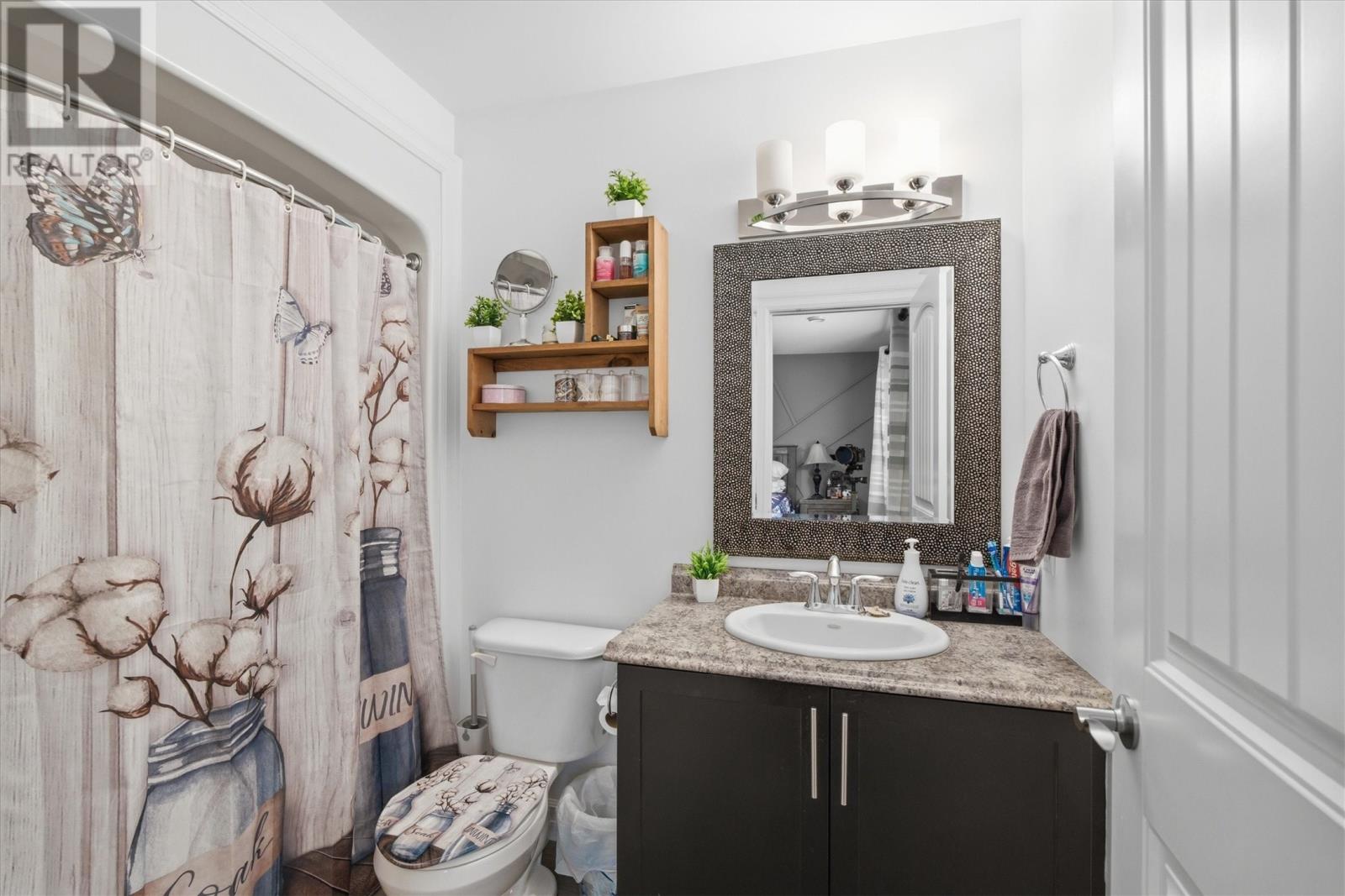 31 Howard Avenue - 11
