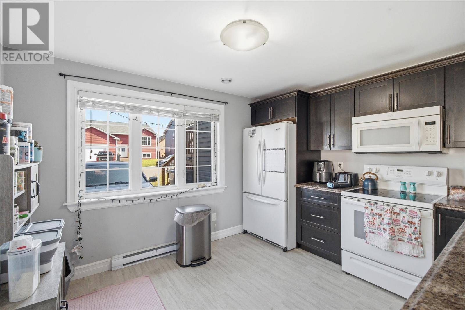 31 Howard Avenue - 21