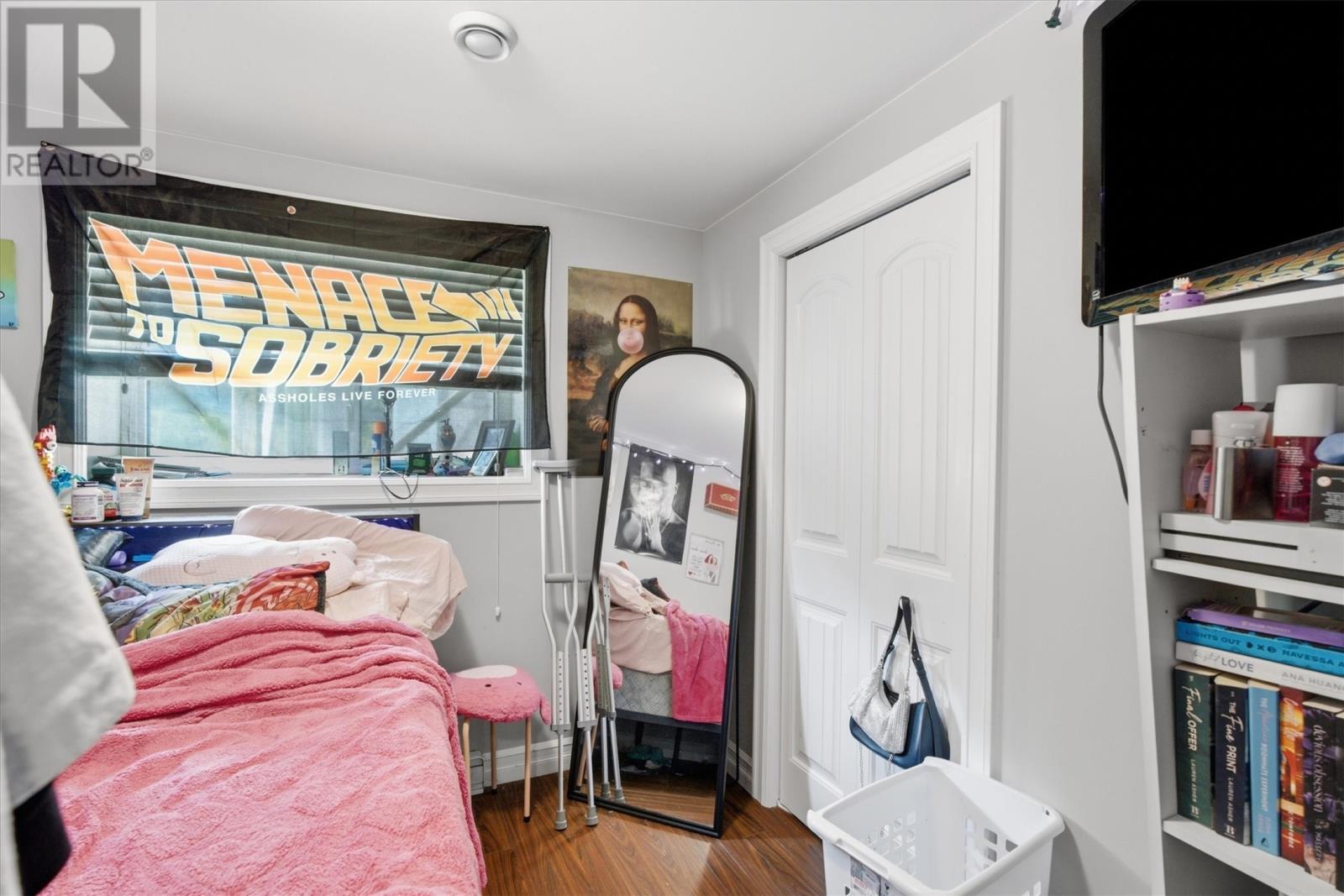 31 Howard Avenue - 25