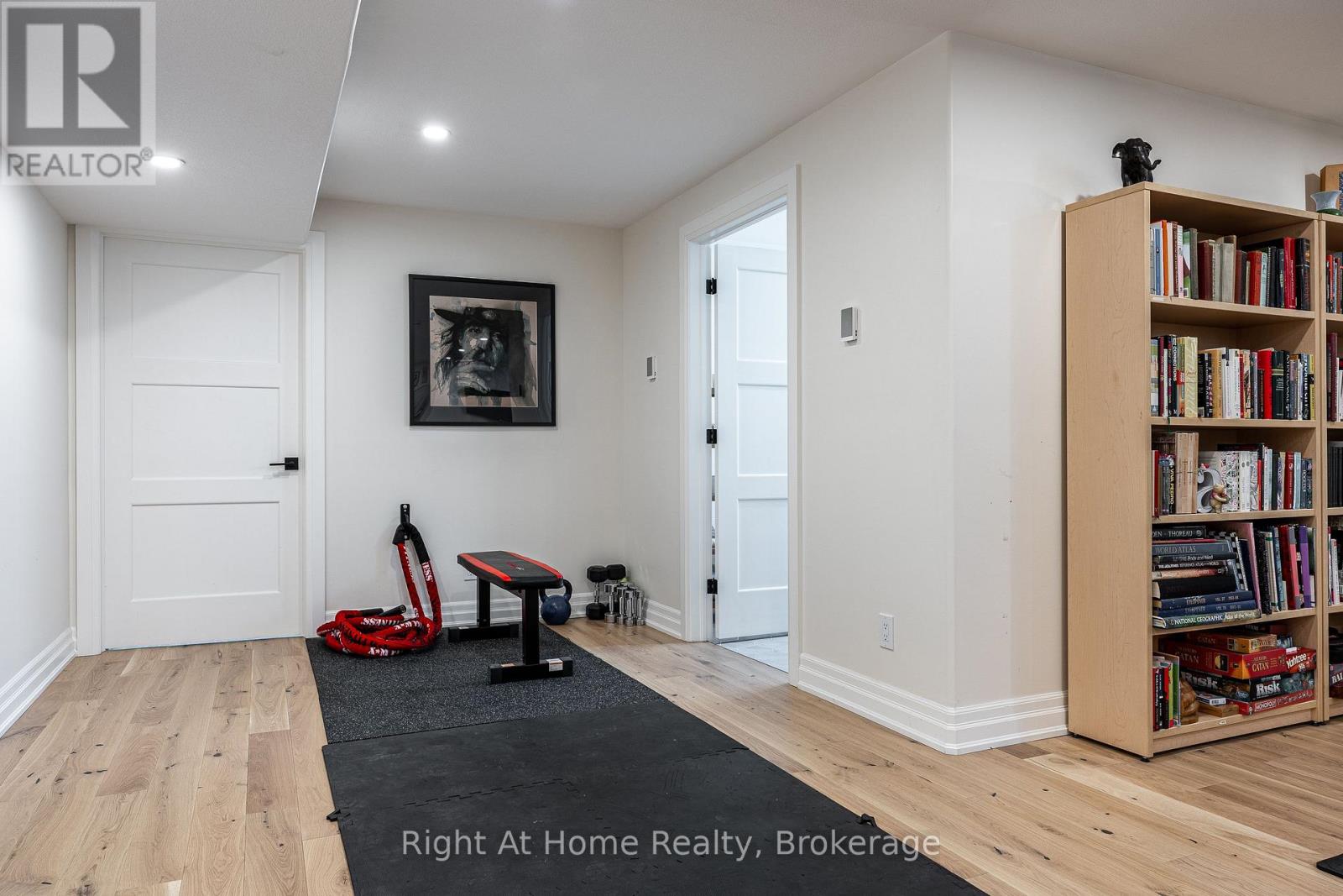 98 ABRAHAM DRIVE - 32