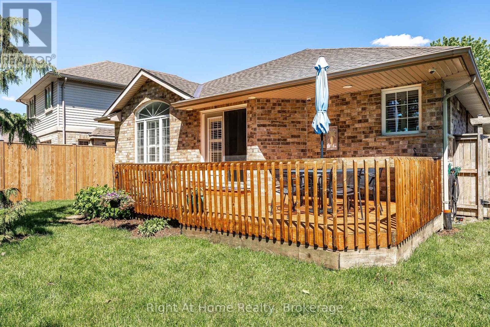 98 ABRAHAM DRIVE - 36