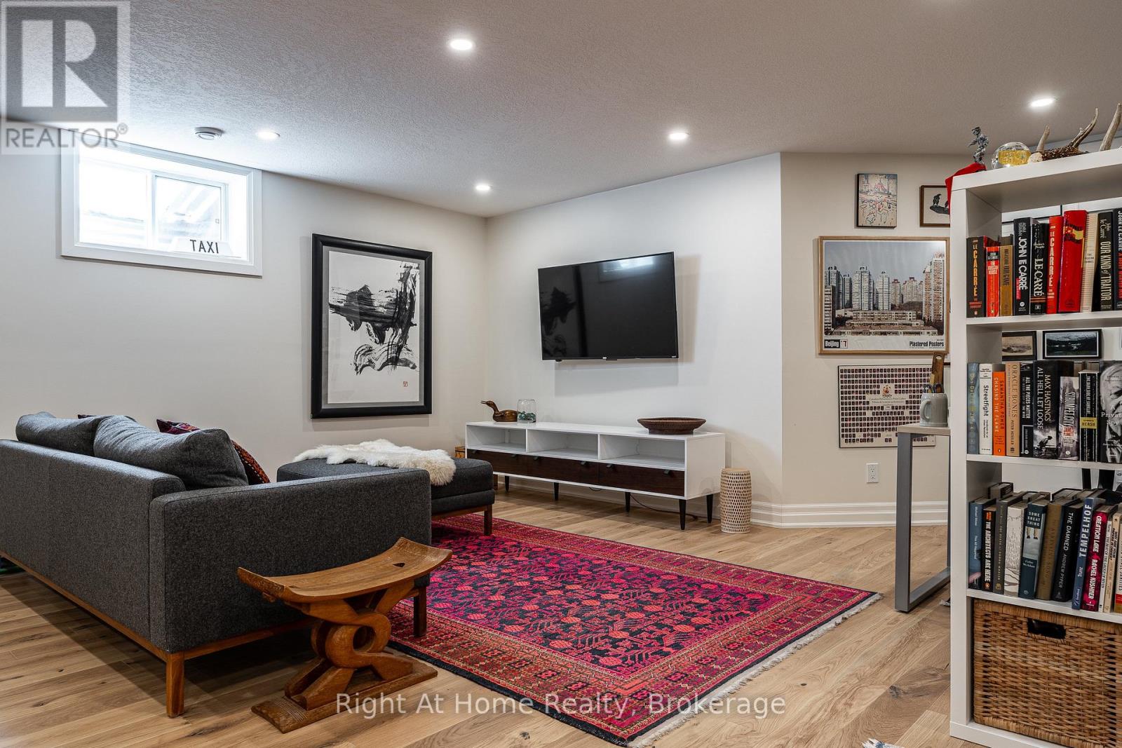 98 ABRAHAM DRIVE - 24