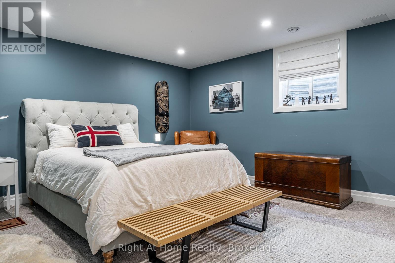 98 ABRAHAM DRIVE - 33