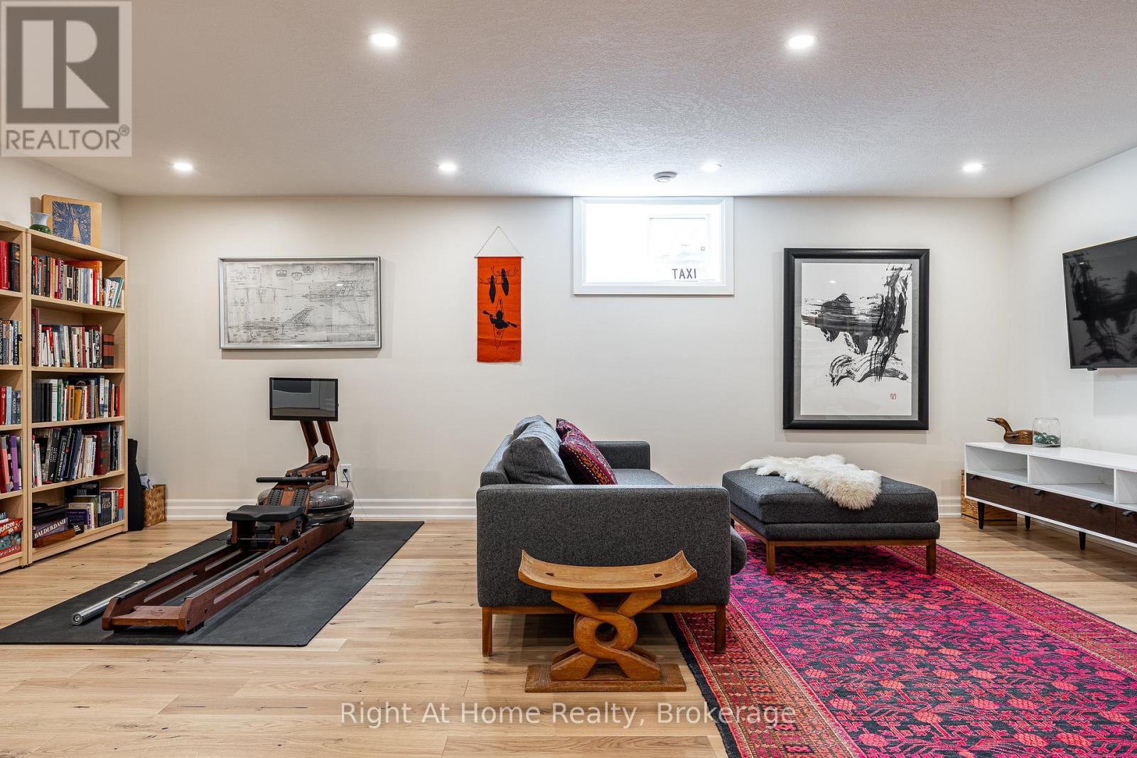 98 ABRAHAM DRIVE - 28