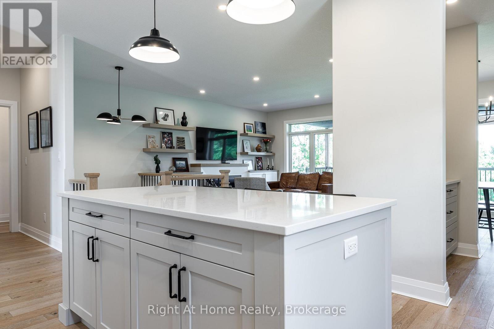 206 ORR STREET - 12