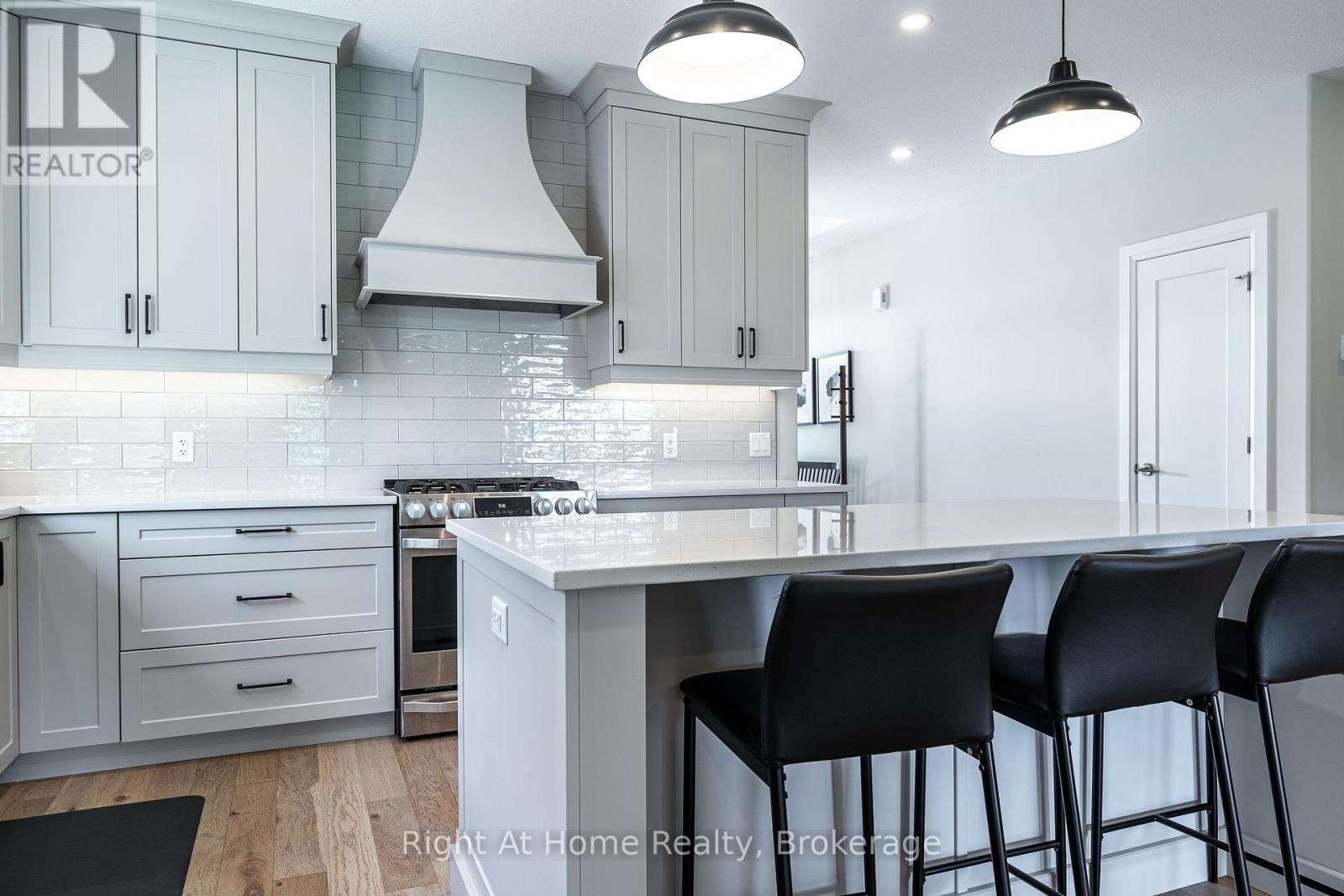 206 ORR STREET - 11