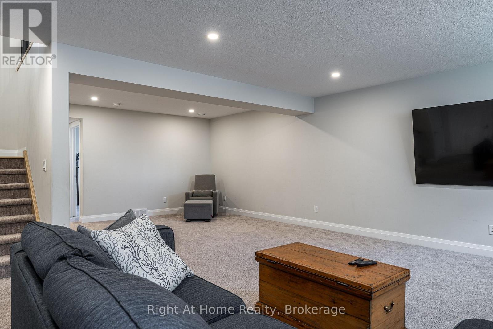 206 ORR STREET - 38
