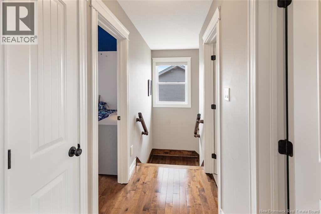 112 Holland Drive - Image 11