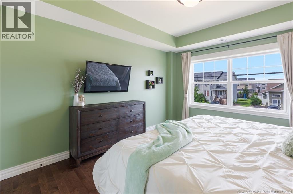 112 Holland Drive - Image 13