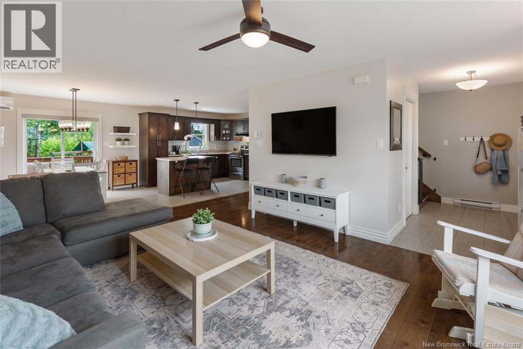 112 Holland Drive - Image 6