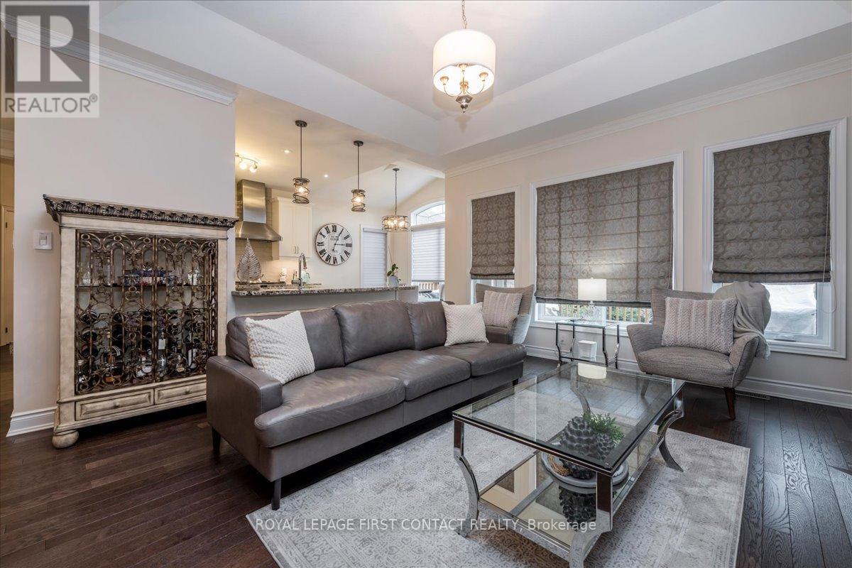 222 RIDGE WAY - 11