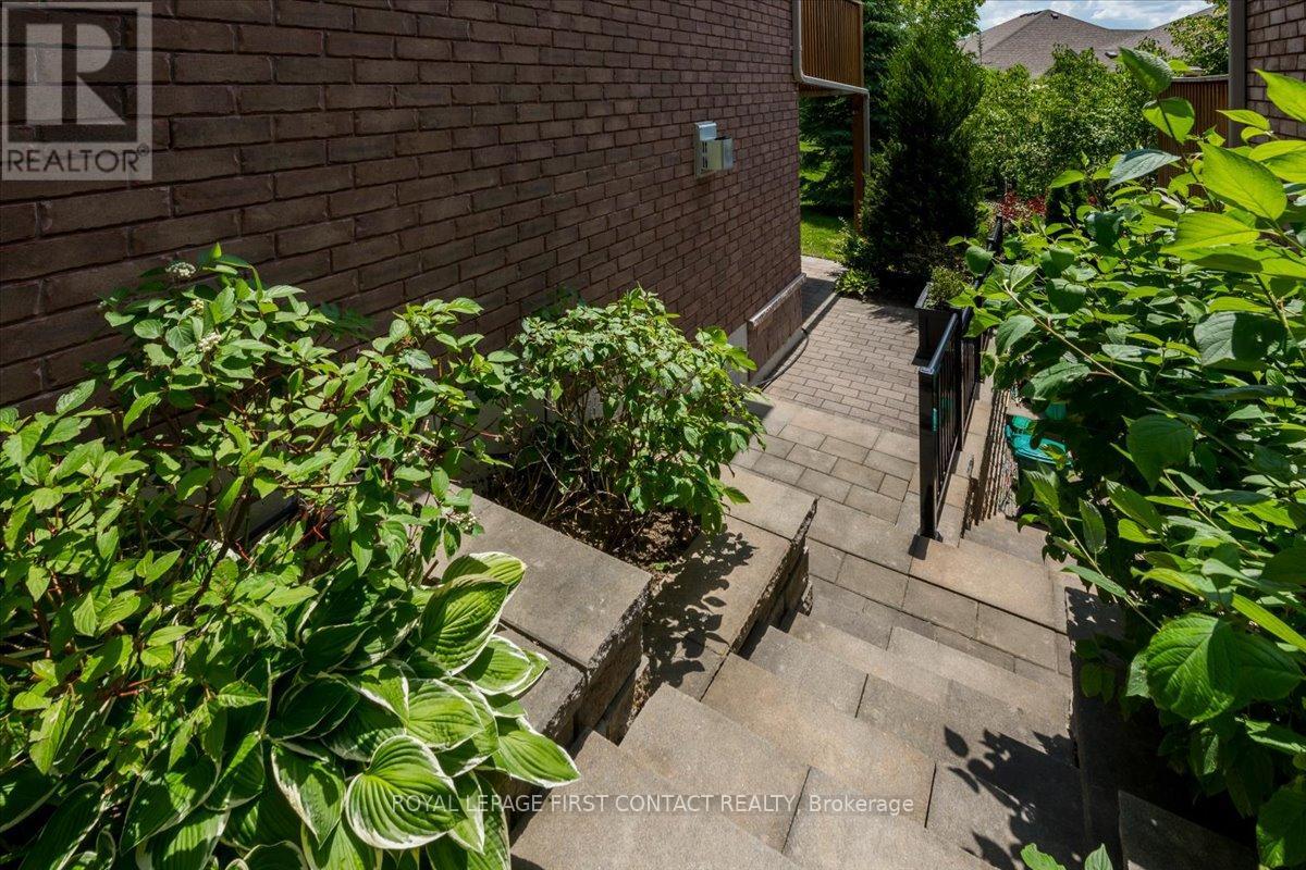 222 RIDGE WAY - 31