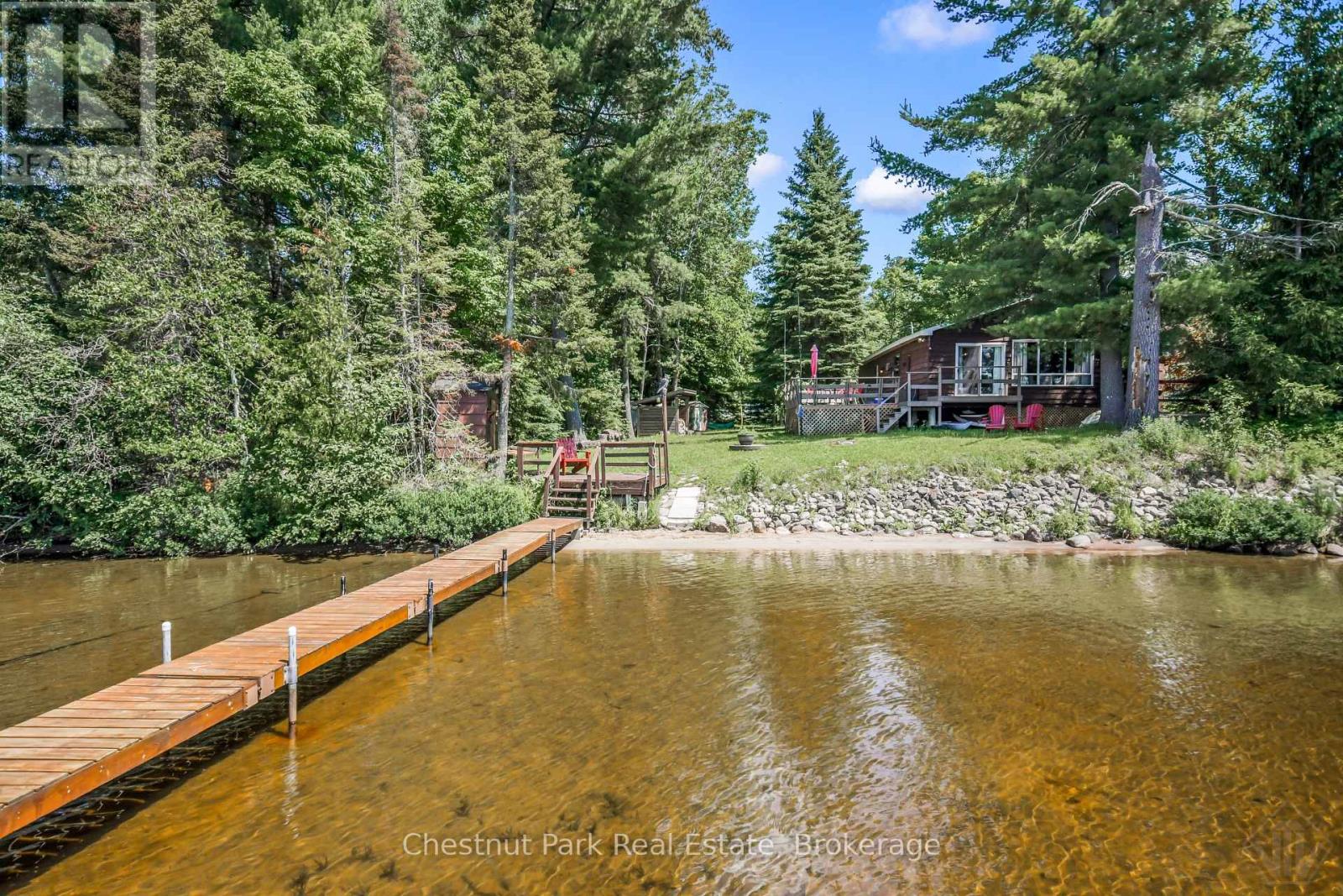 254 CHAPMAN DRIVE W - 1