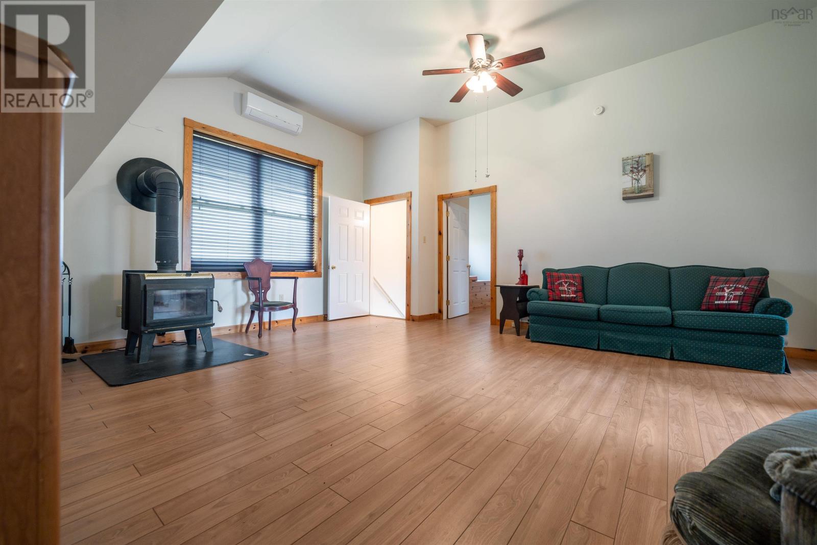 8896 Highway 224 - 40