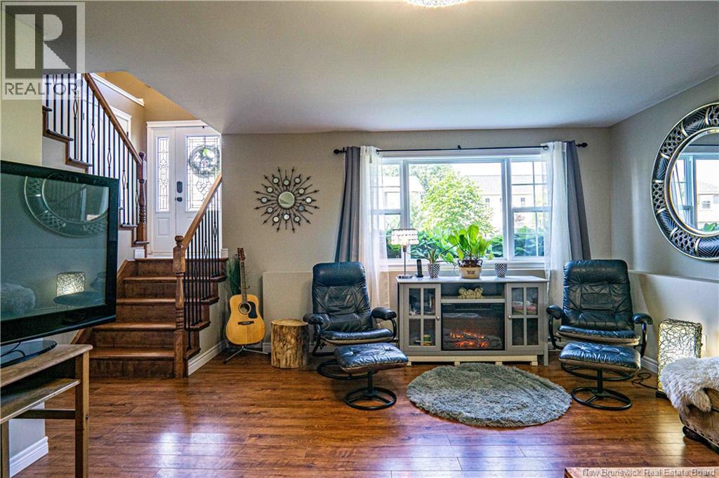 12 Burnett - Image 28