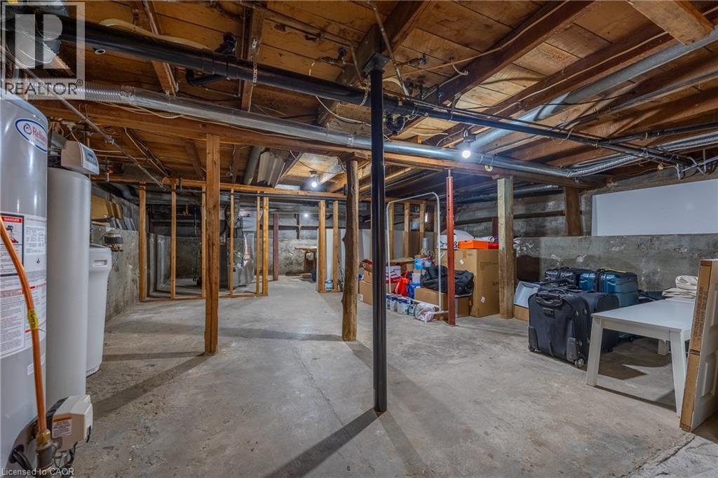 86 GREEN Street - Image 17