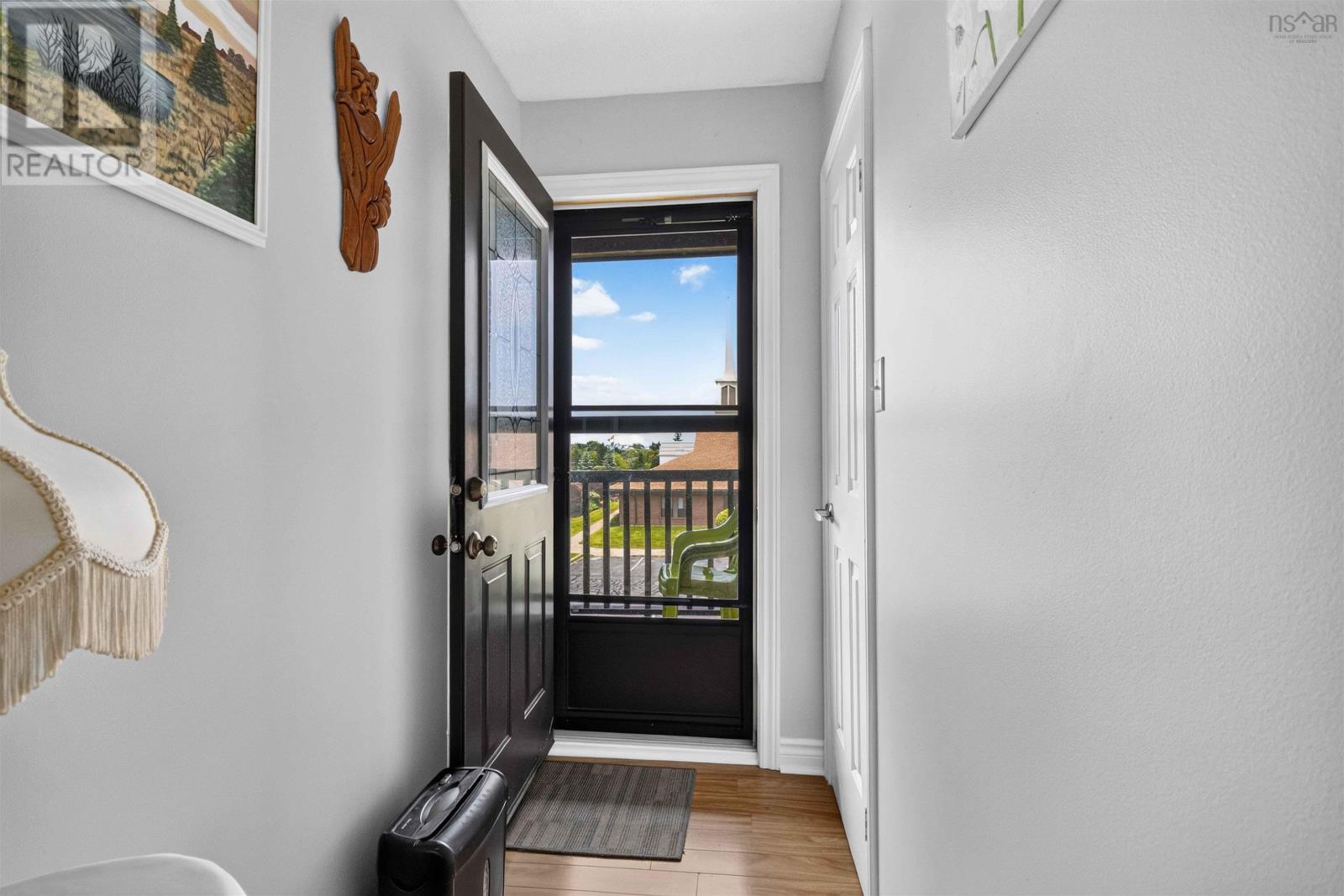 #310 64 Cumberland Drive - 24