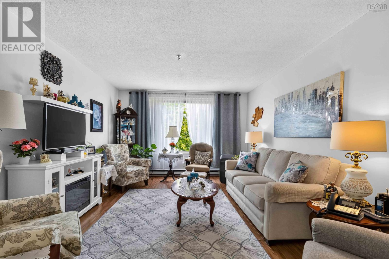 #310 64 Cumberland Drive - 6