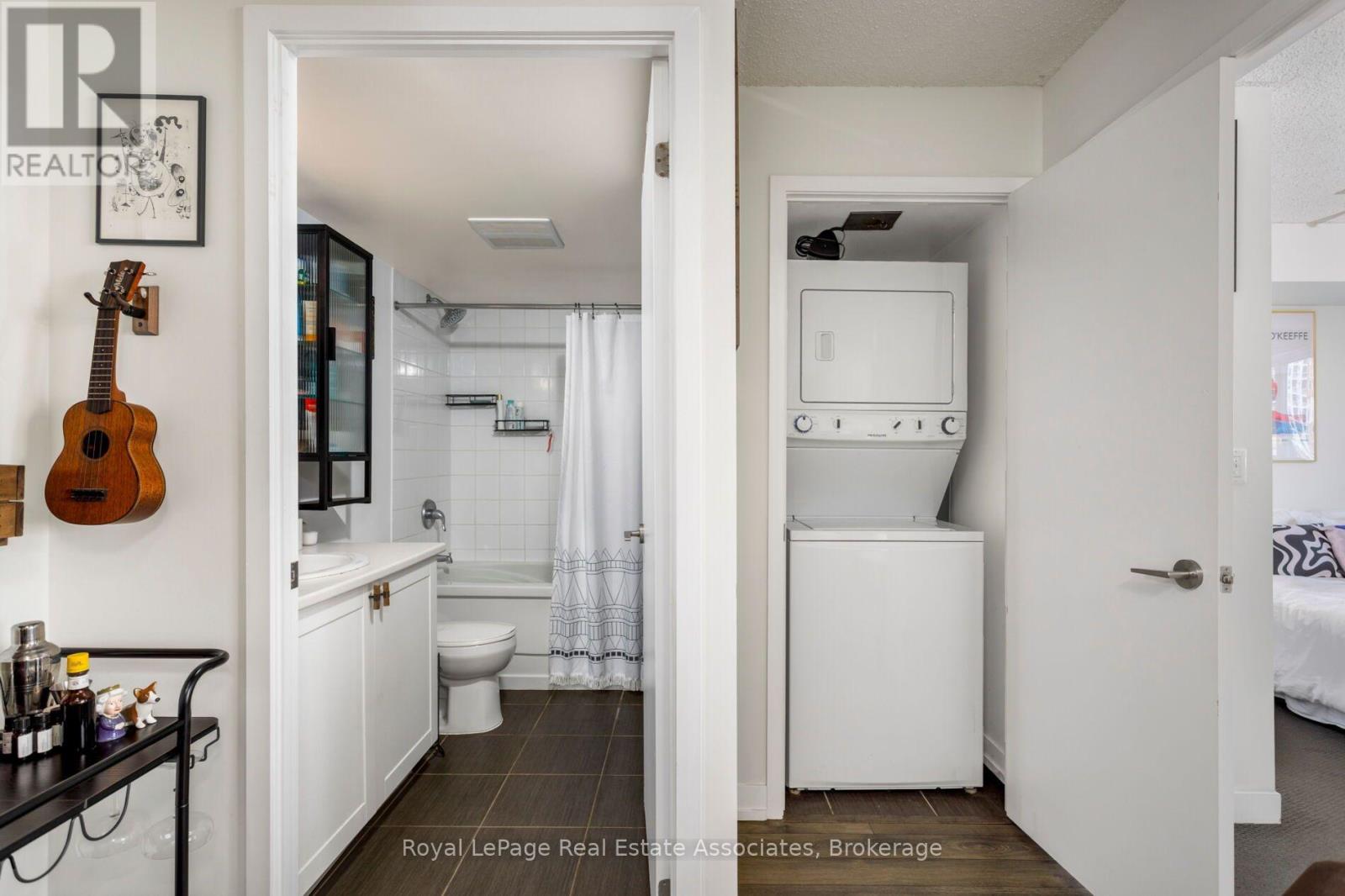 #512 812 LANSDOWNE AVENUE - 26