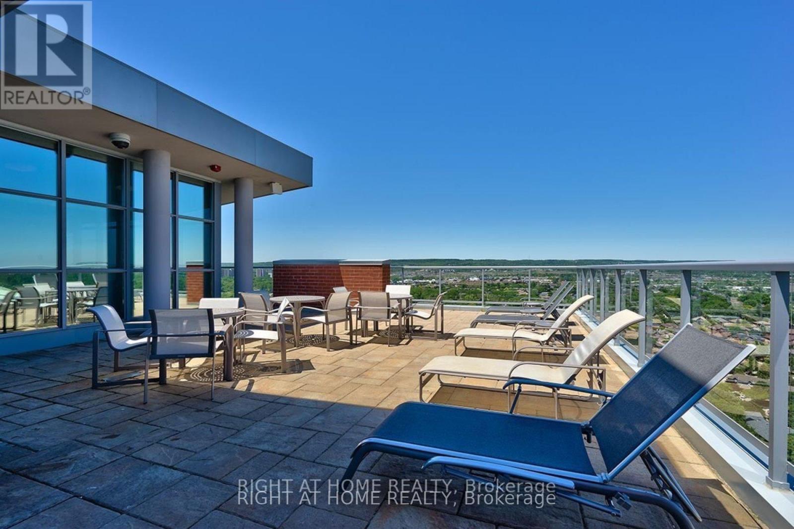 #1002 551 MAPLE AVENUE - 10