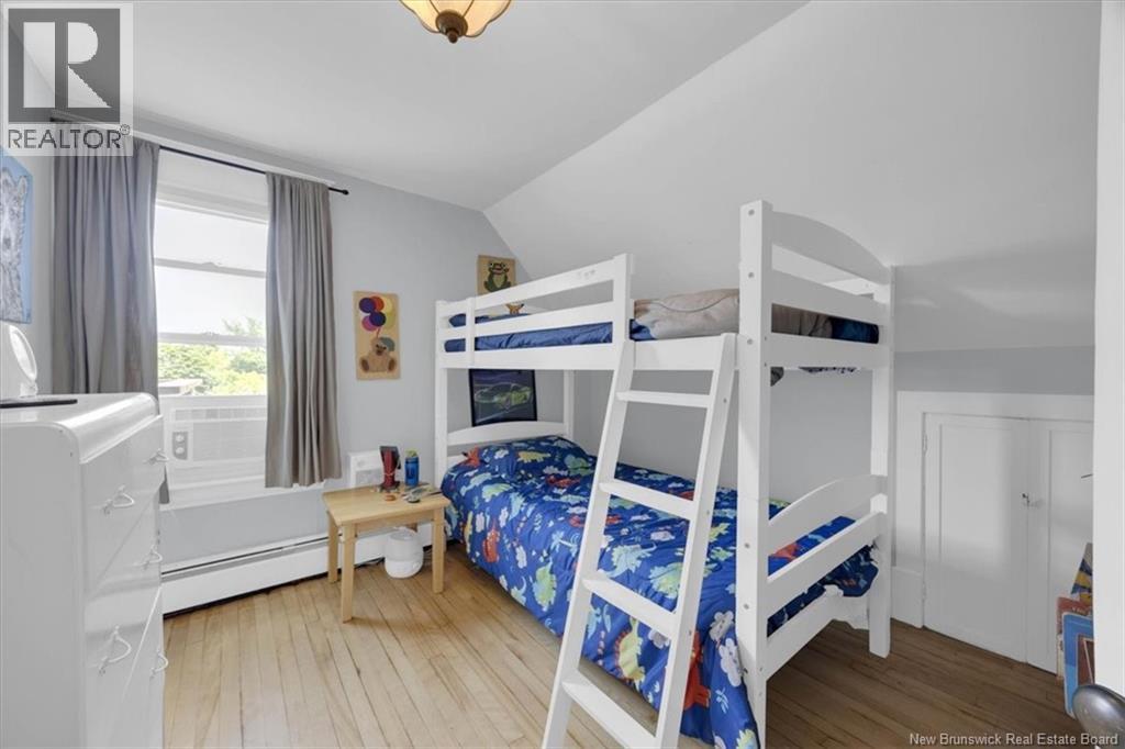 455 Demonts Street - Image 26