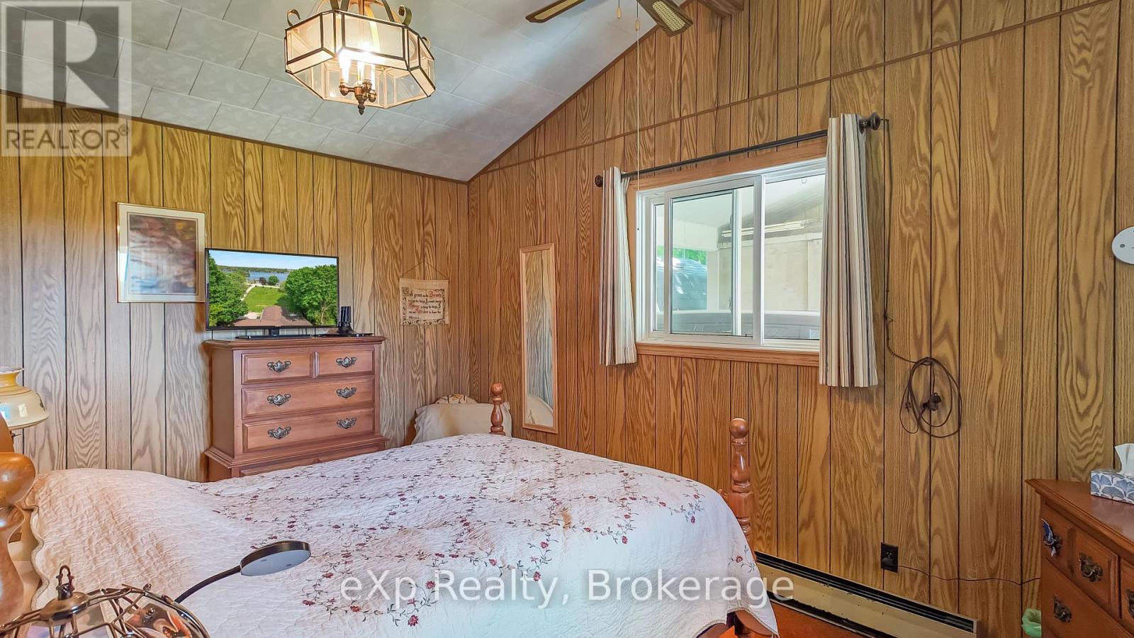 448 LAKE ROSALIND ROAD 4 - 24