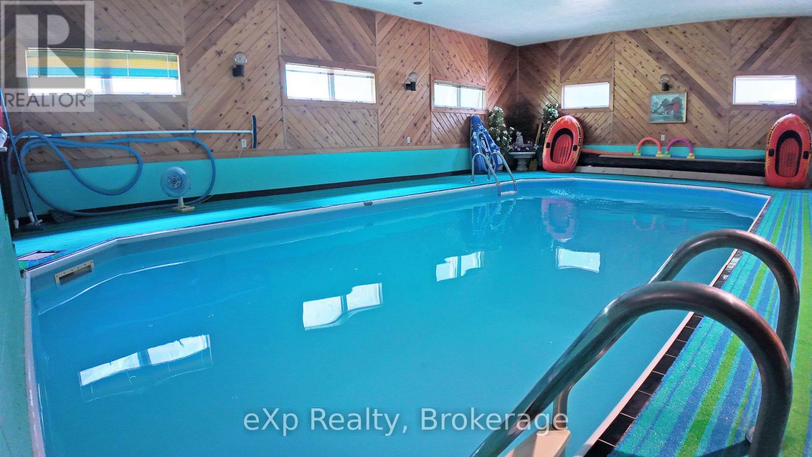 448 LAKE ROSALIND ROAD 4 - 17