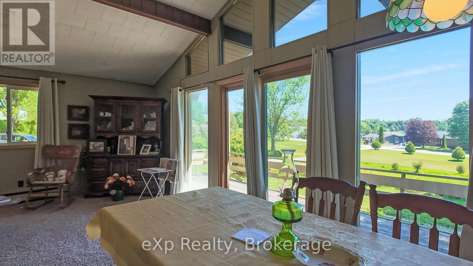 448 LAKE ROSALIND ROAD 4 - 23