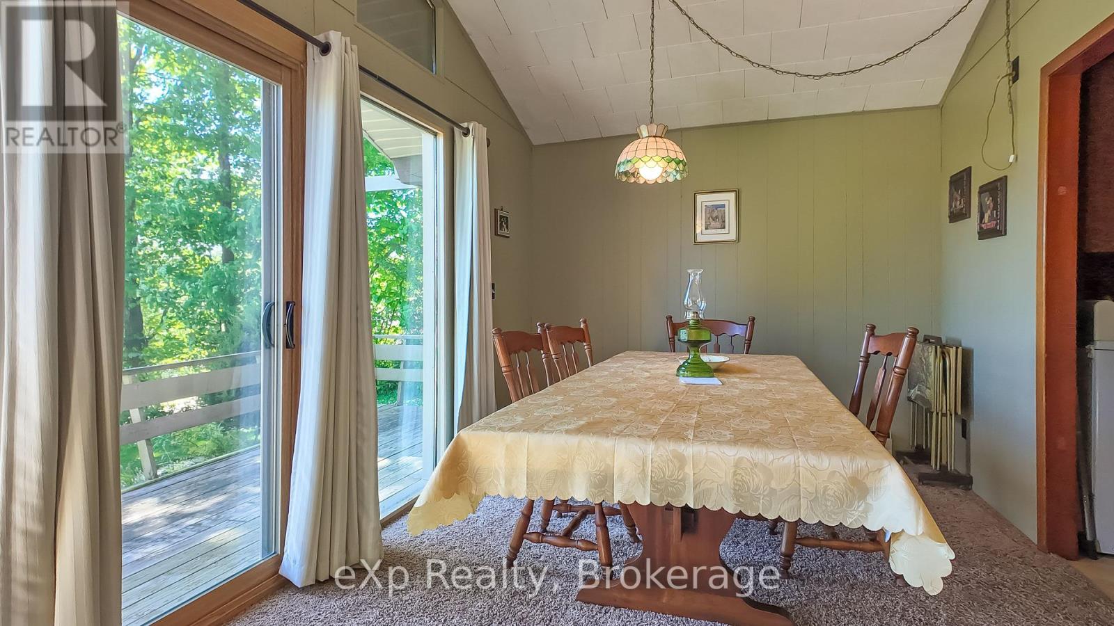 448 LAKE ROSALIND ROAD 4 - 22