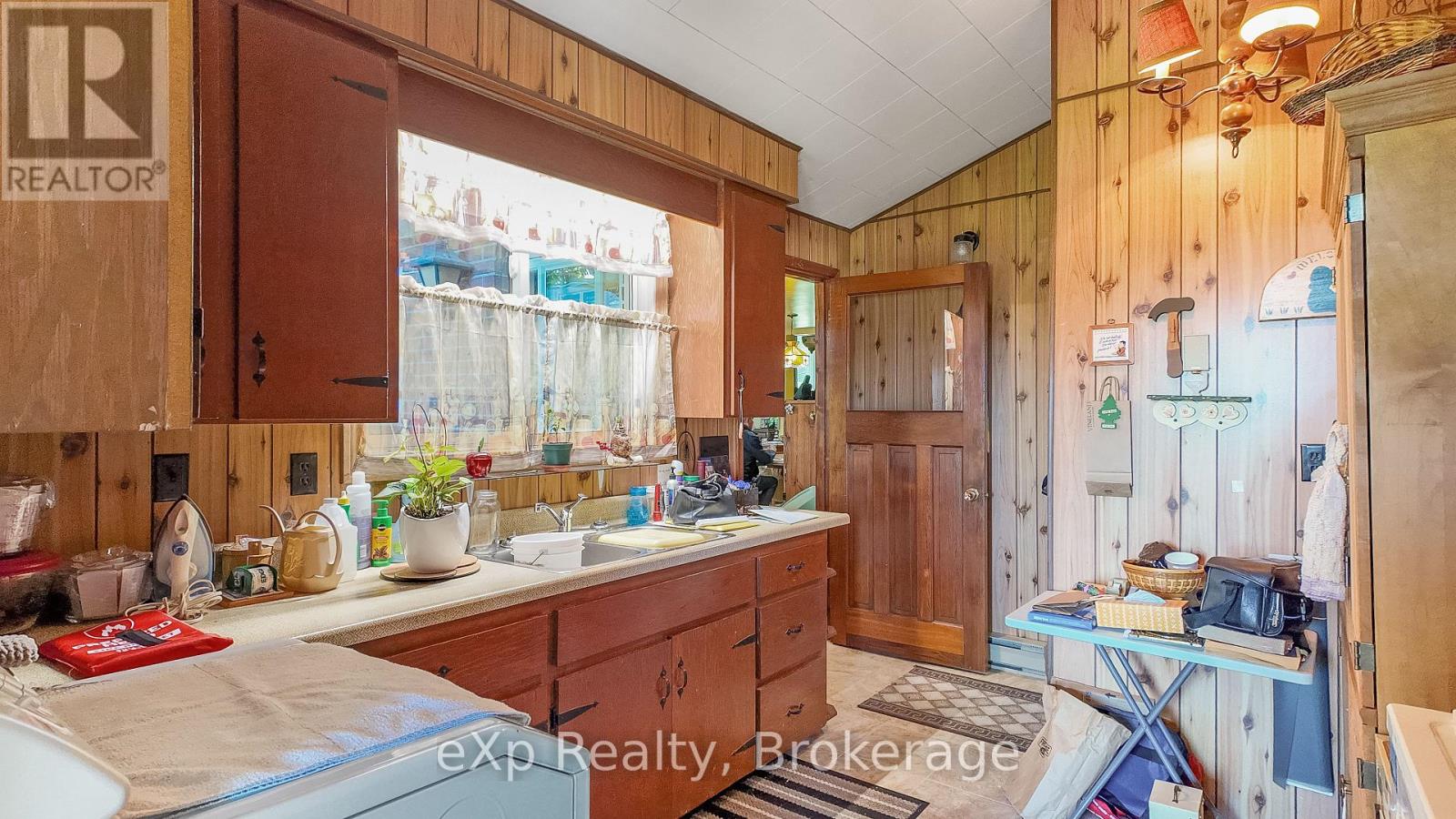448 LAKE ROSALIND ROAD 4 - 31