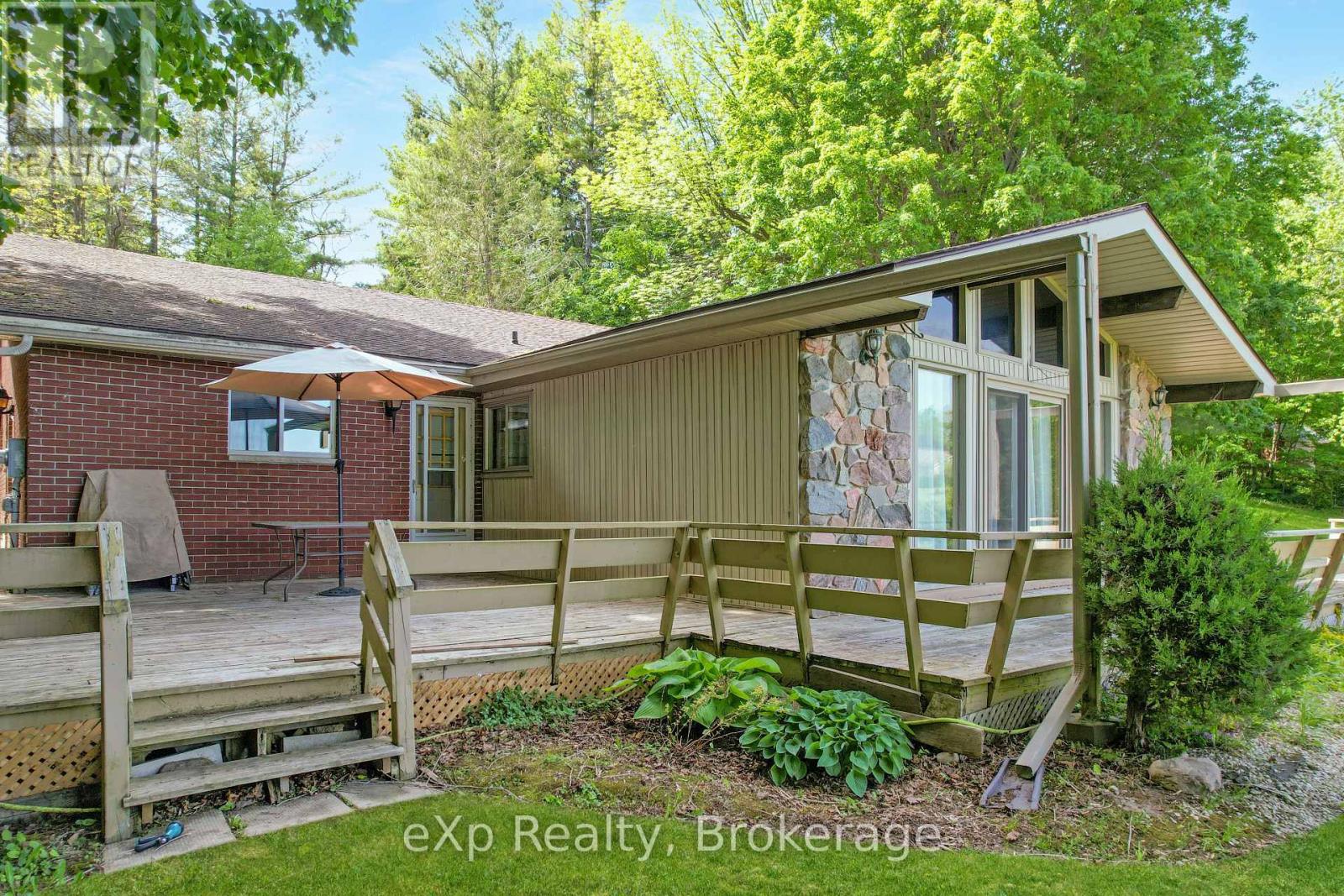 448 LAKE ROSALIND ROAD 4 - 32