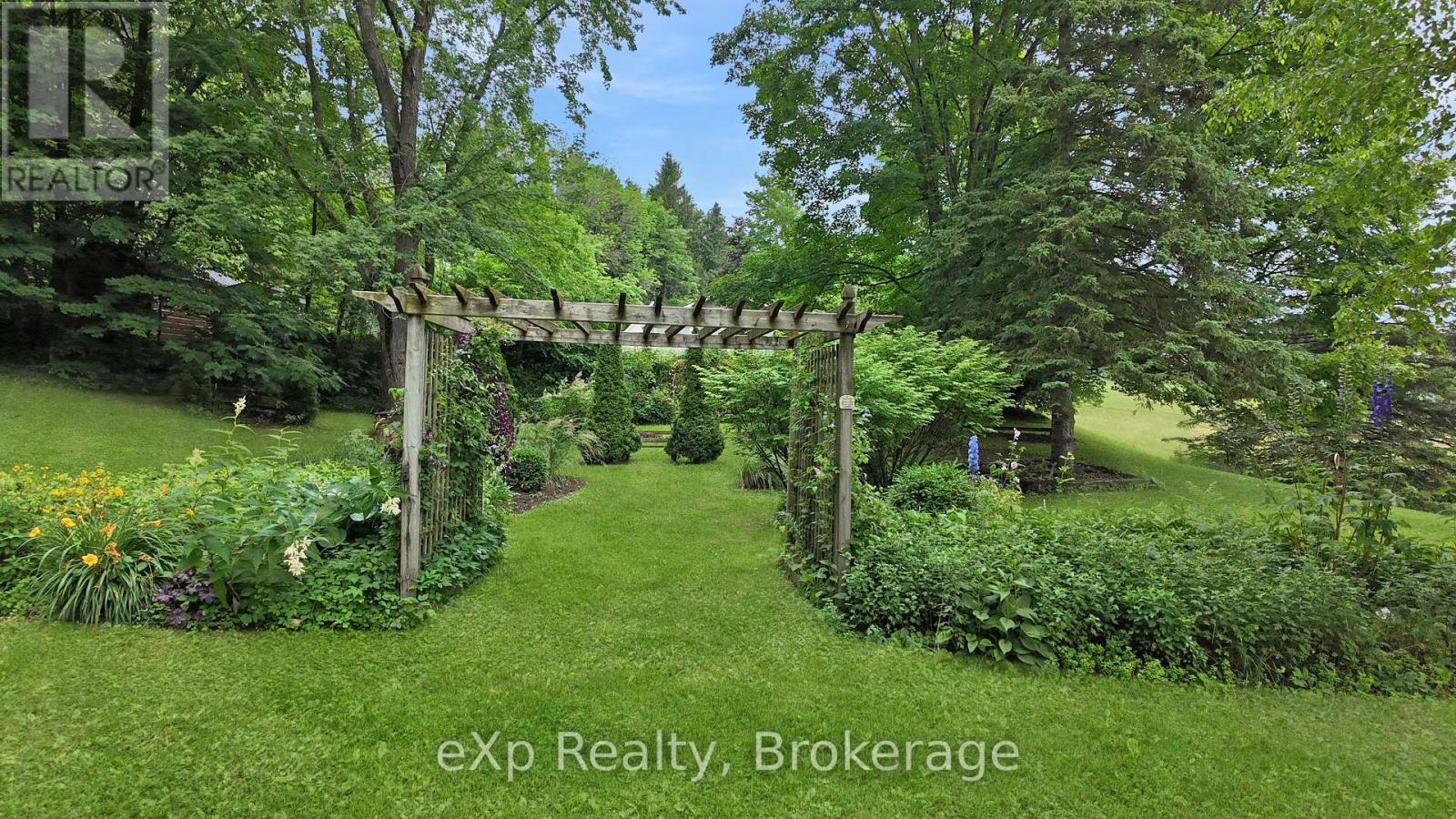 448 LAKE ROSALIND ROAD 4 - 41