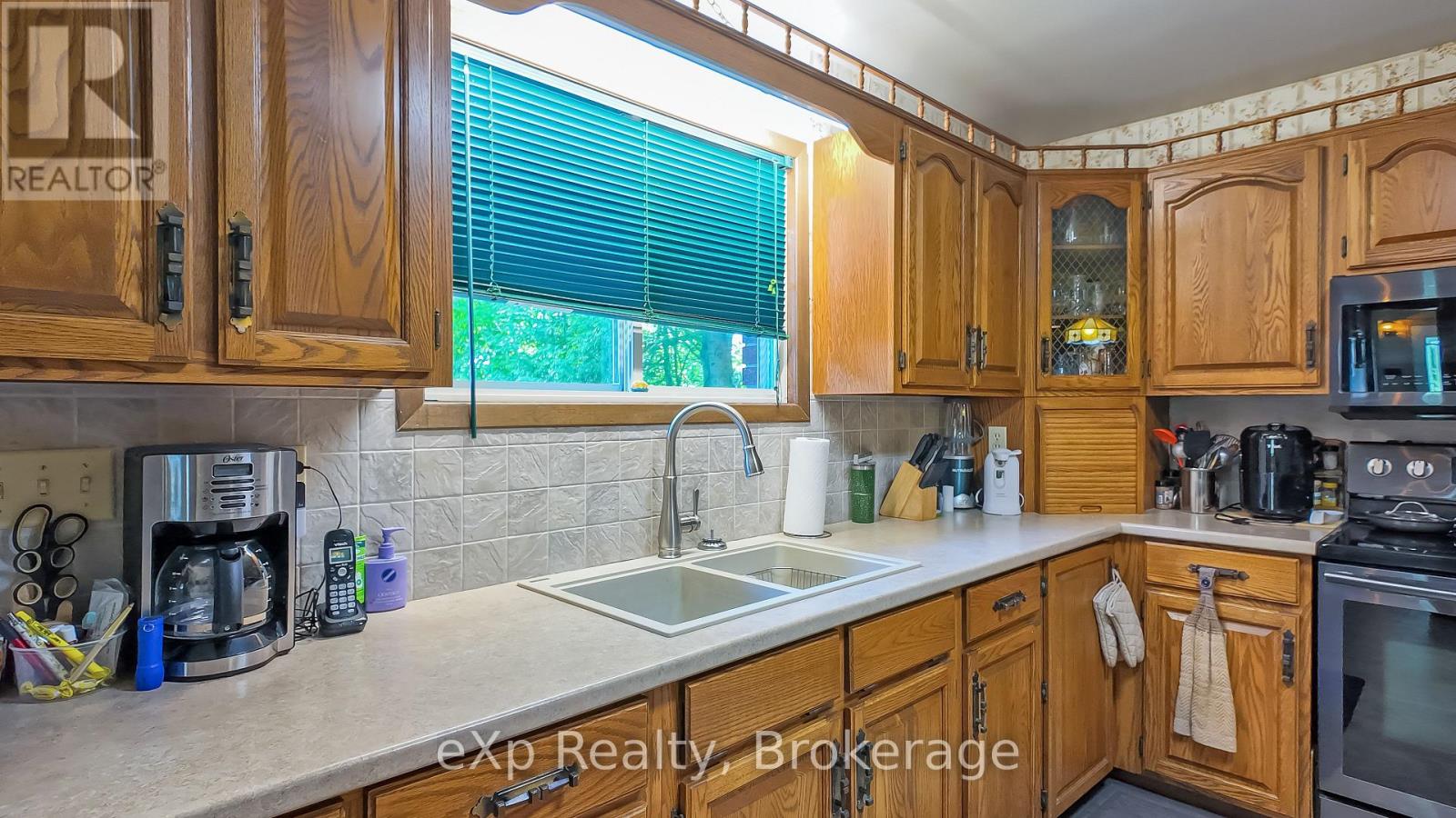 448 LAKE ROSALIND ROAD 4 - 9