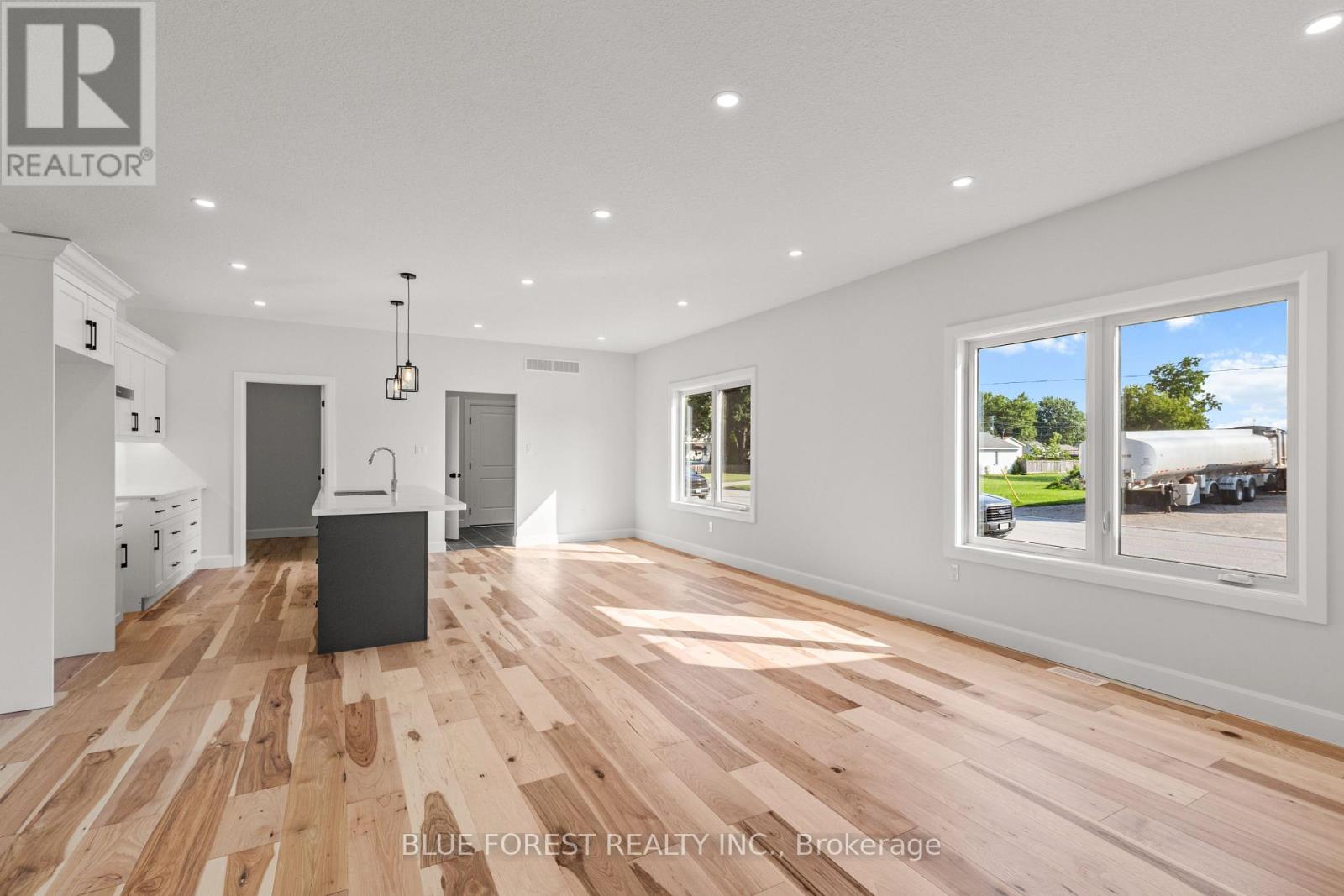198 MCRAE STREET - Image 11