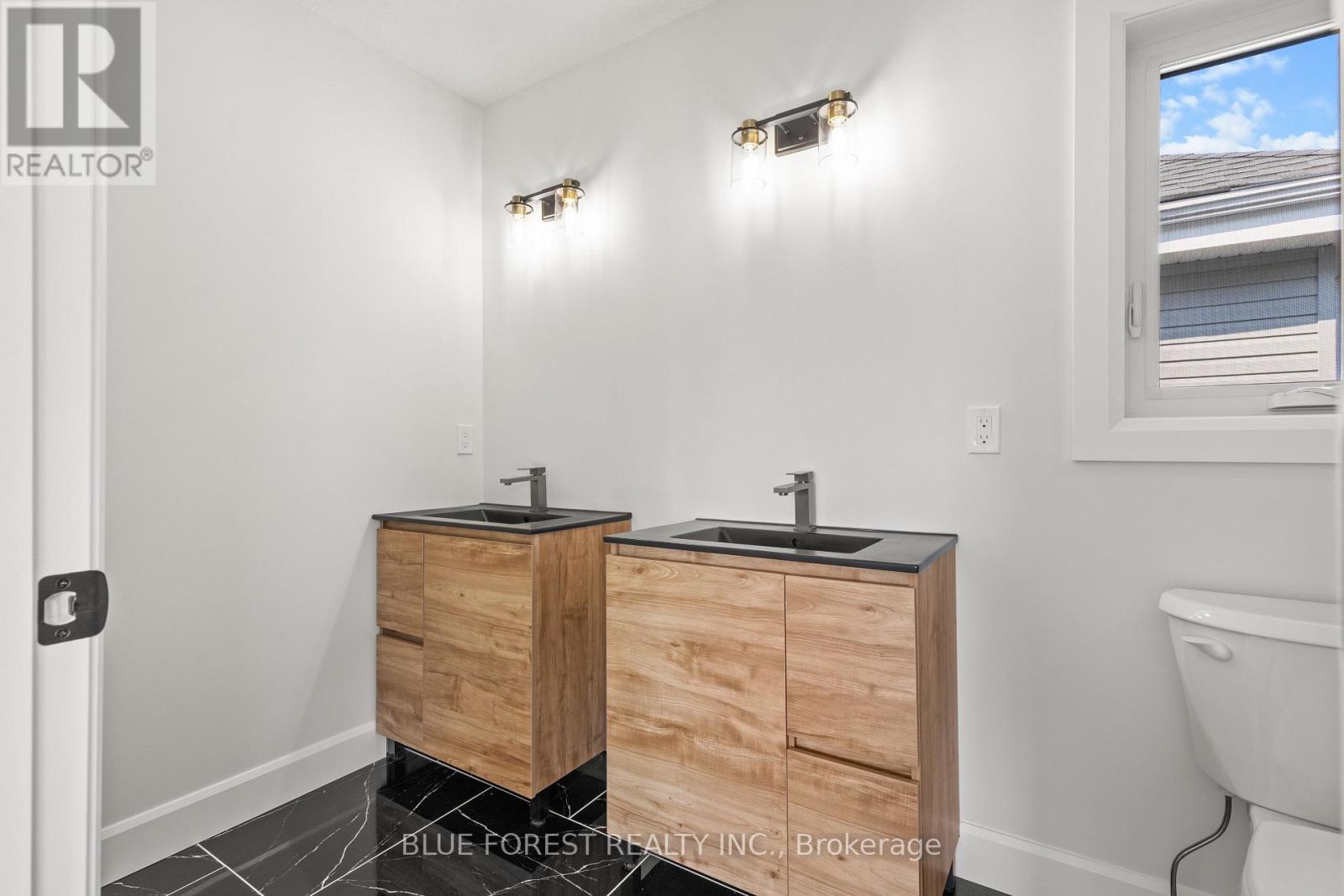 198 MCRAE STREET - Image 40