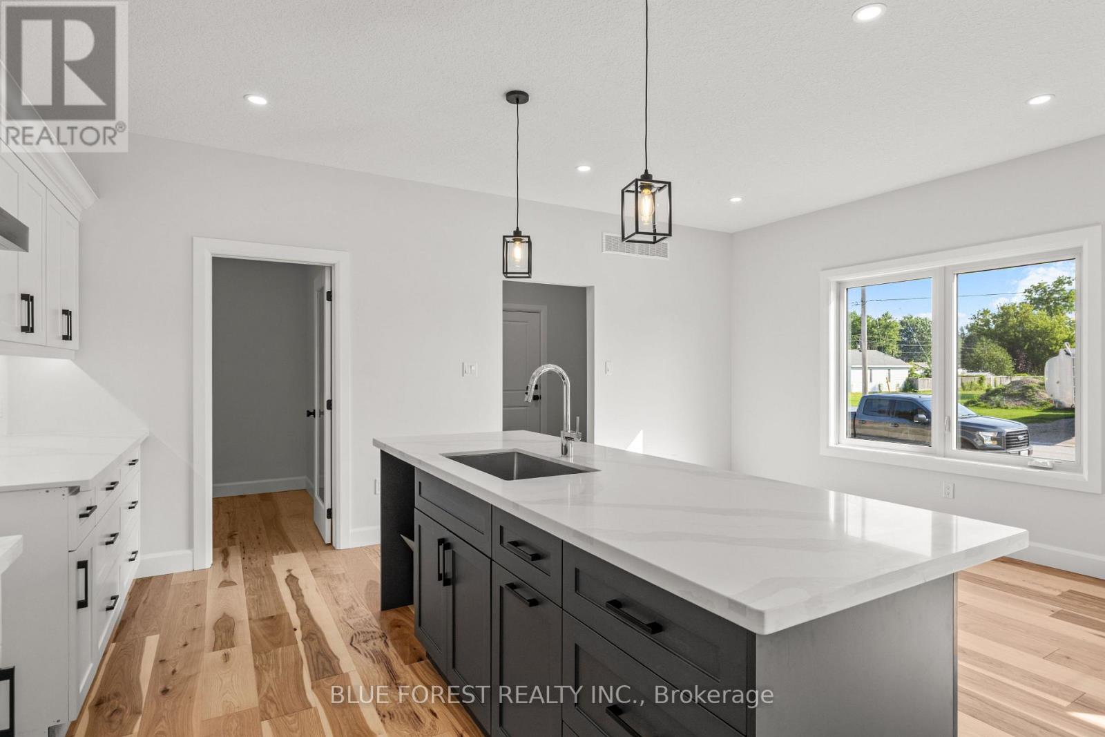 198 MCRAE STREET - Image 8