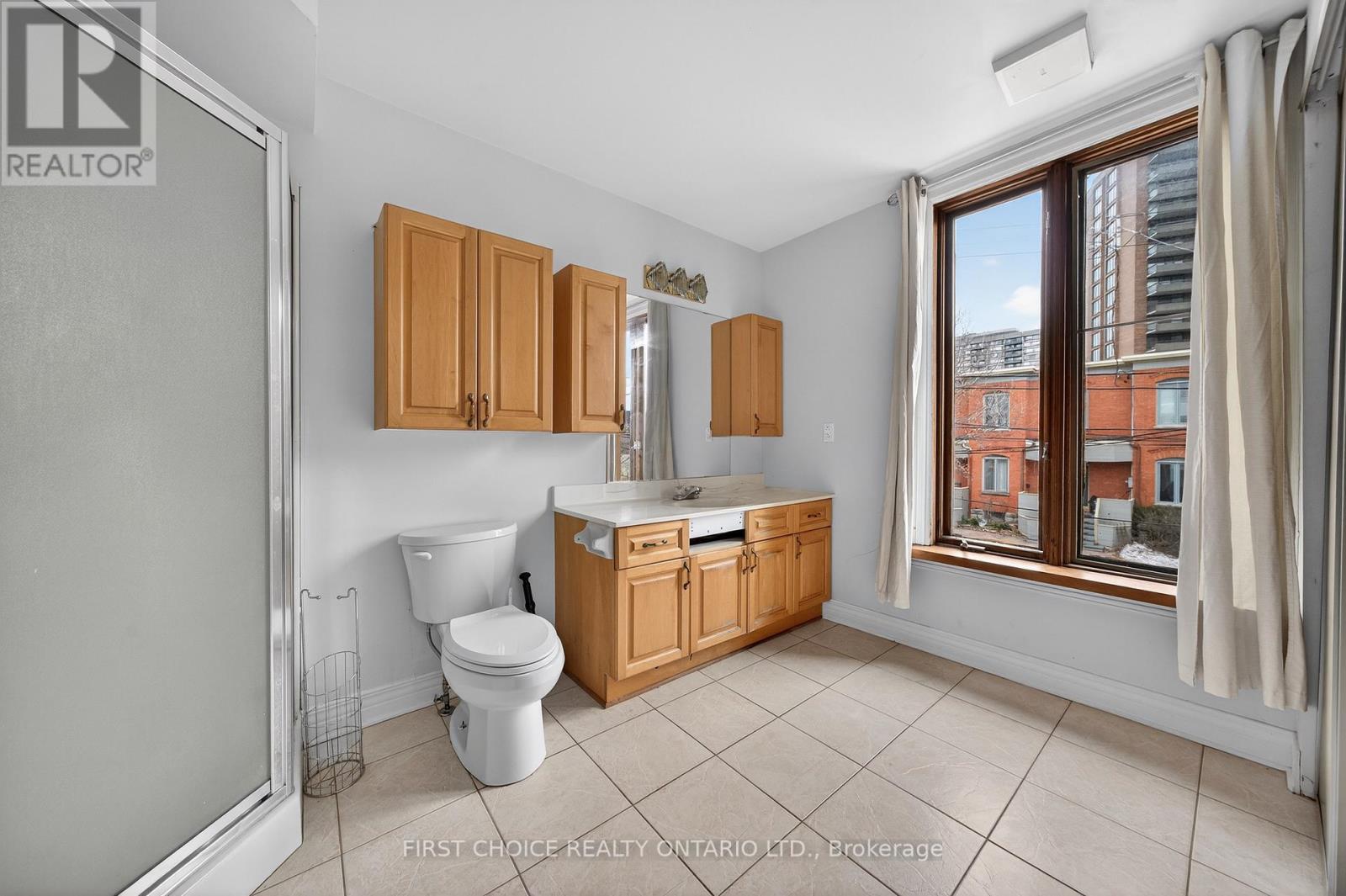 34 GILMOUR STREET - 20