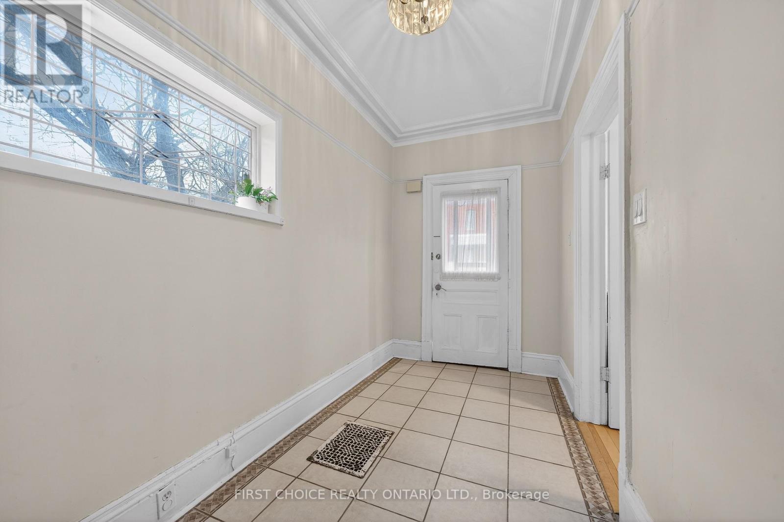 34 GILMOUR STREET - 3