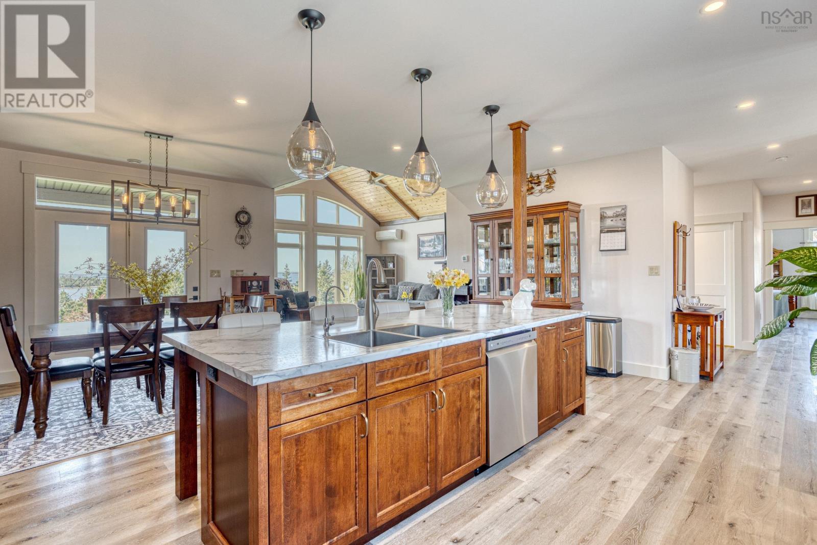 Property 25 of 50 of 65 Monks Road