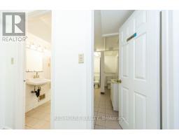 658 Vaughan Road, Toronto, ON M6E2Y5 Photo 21