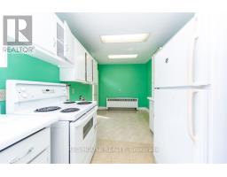 658 Vaughan Road, Toronto, ON M6E2Y5 Photo 29