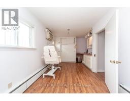 658 Vaughan Road, Toronto, ON M6E2Y5 Photo 33