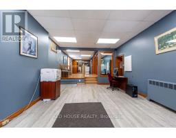 658 Vaughan Road, Toronto, ON M6E2Y5 Photo 6