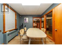 658 Vaughan Road, Toronto, ON M6E2Y5 Photo 8