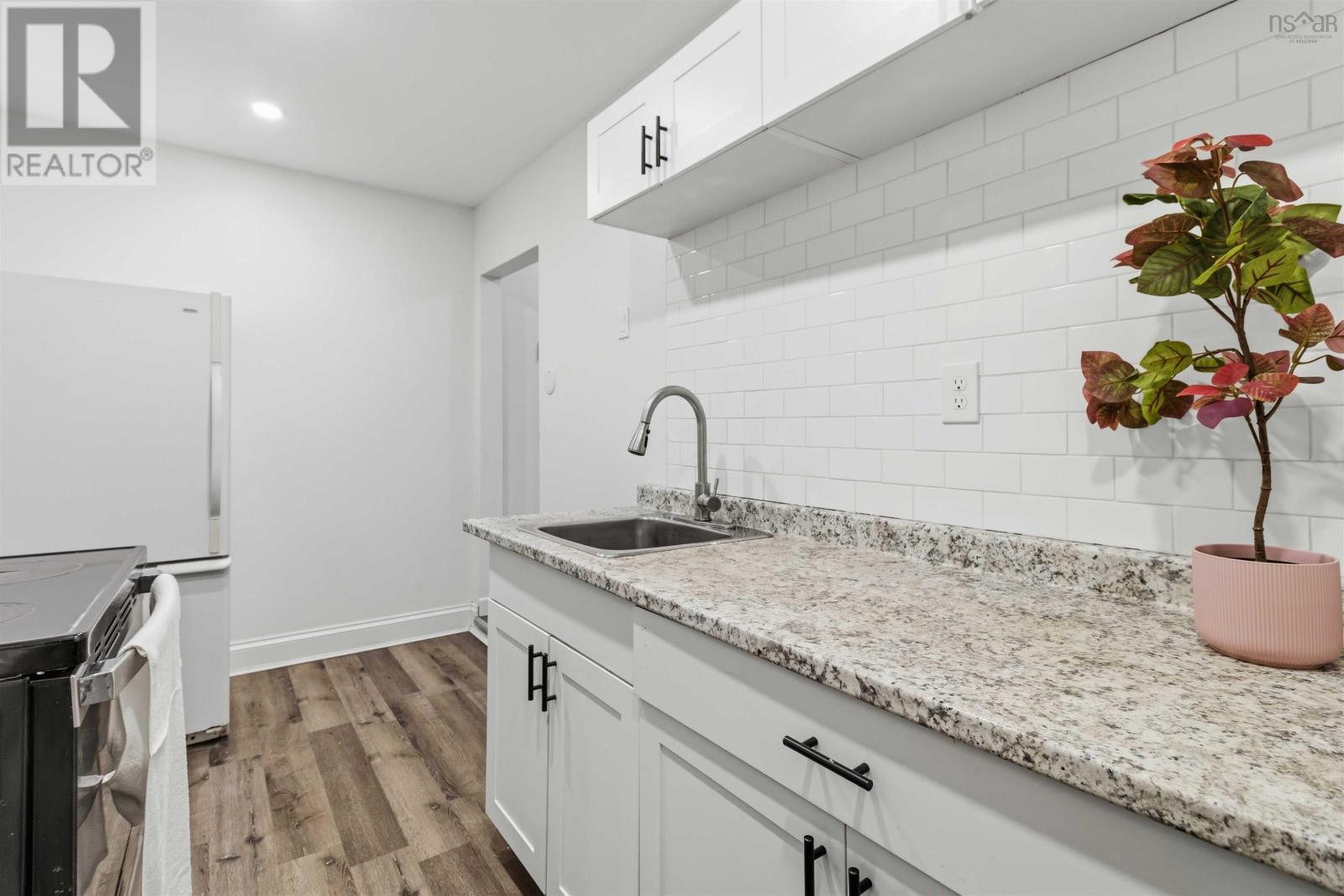 89 Clayton Park Drive - 26